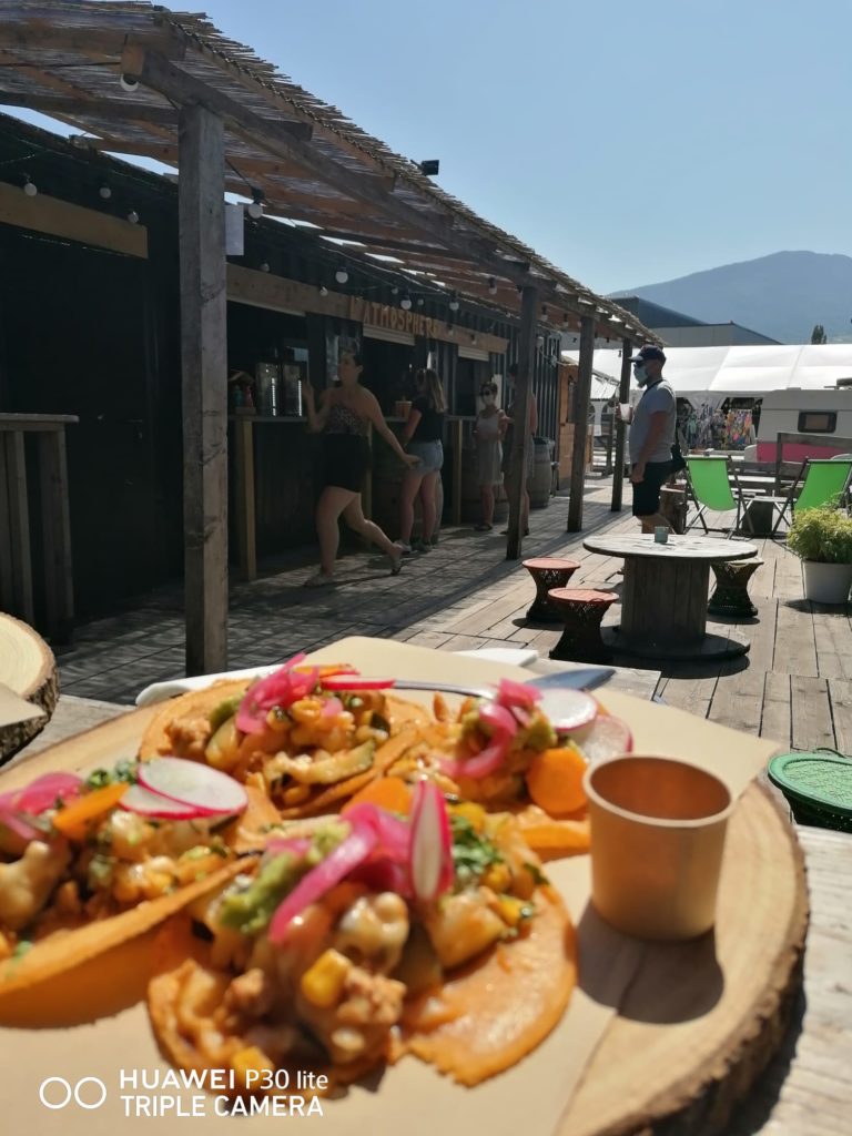 Tacos poulet par Viva Mexico - stand-restaurant Marché de la Seiche, Lac Annecy, Sevrier