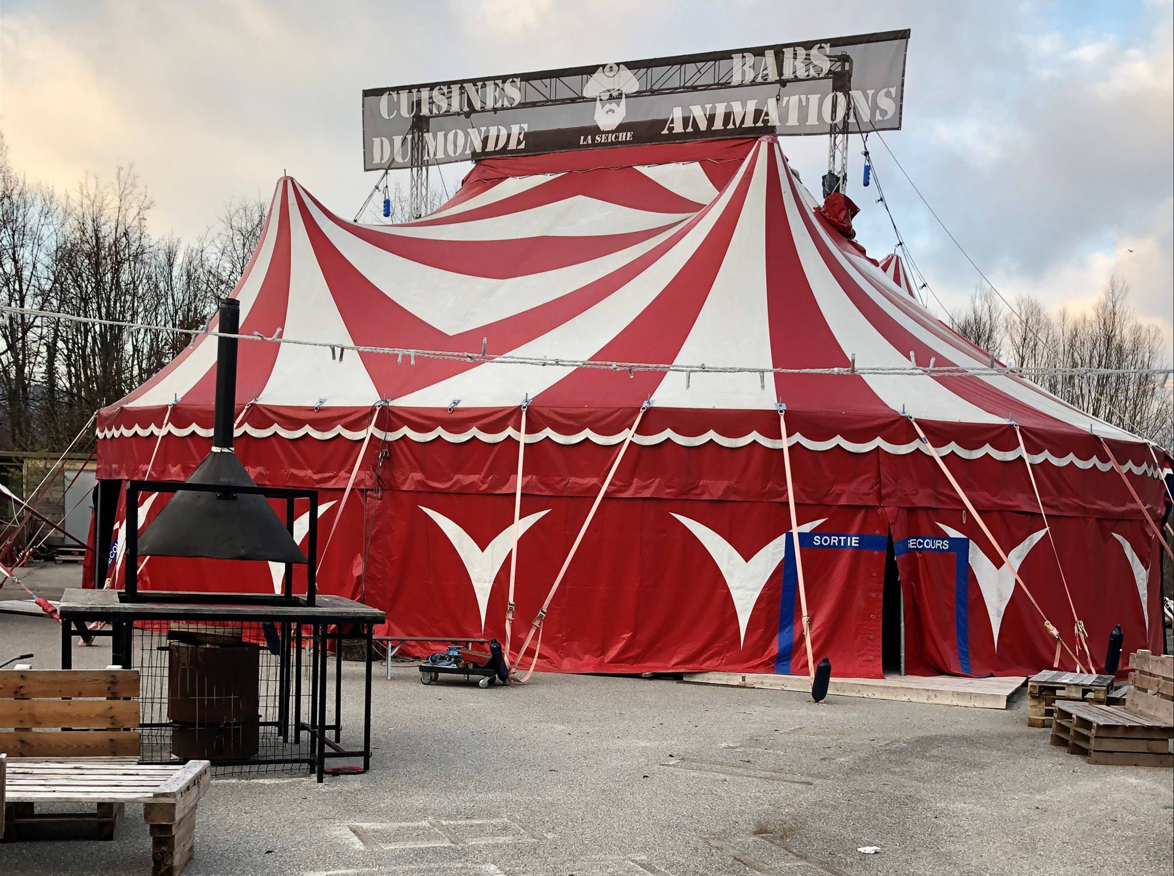 Chapiteau de cirque à Vendre – 18’000 €